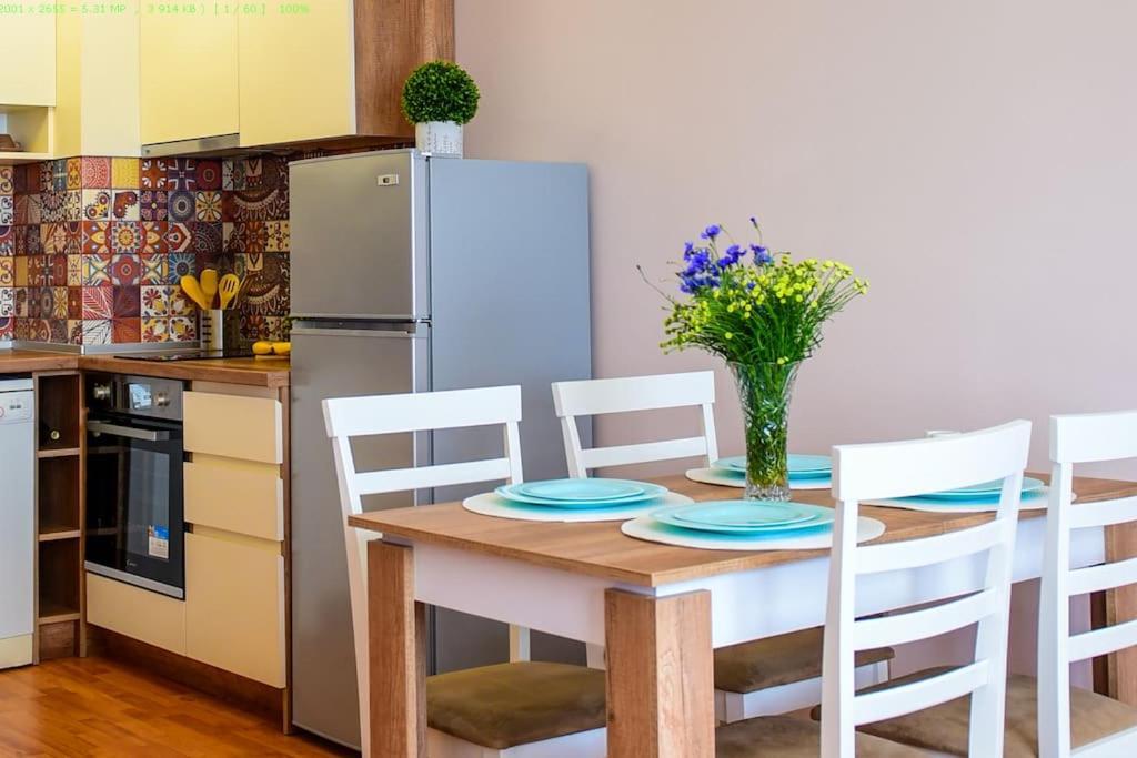 Charming Sunny Apartment+Swimming Pool Sveti Konstantin Buitenkant foto